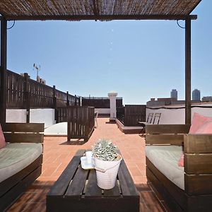 Sunny Rooftop Apartment