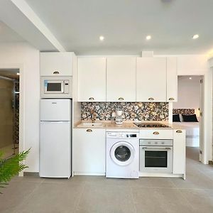 Malagueta Beach III & Terrace By Ele Apartments