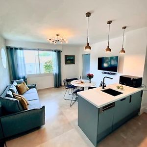 Appartement à 2 Chambres à Coucher