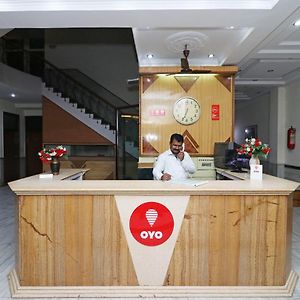 Oyo Hotel Silver Shine Near Gurudwara Shri Bangla Sahib