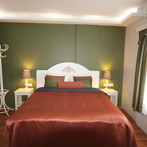 Chambre Lit Queen-Size