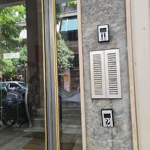 106 Ιπποκράτους
