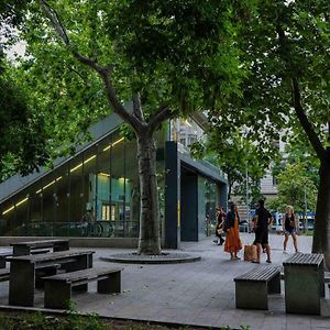 Greenlight Gallery By Newave Apartments