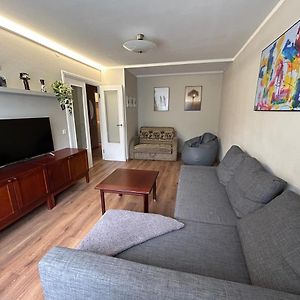 Omuligs Dzivoklitis Agenskalna
