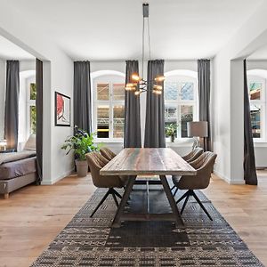 Appartement à 3 Chambres à Coucher