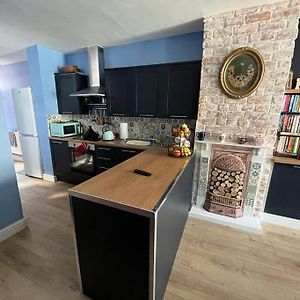 Charming Newly Renovated Terrace