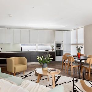 Appartement Supérieur à 3 Chambres à Coucher
