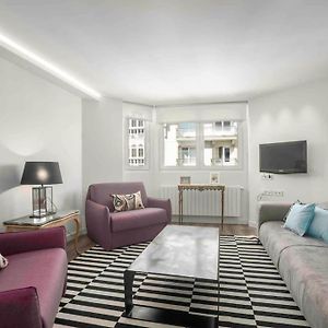 Appartement à 2 Chambres à Coucher