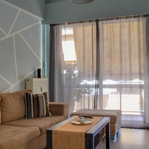 Modern Cozy Apartment In Downtown Athens