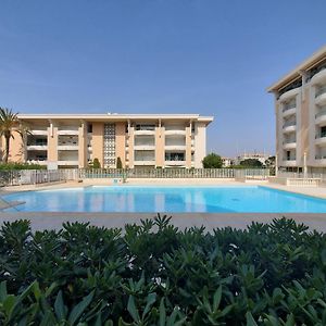 Port Frejus Open 2 Pieces 40M2