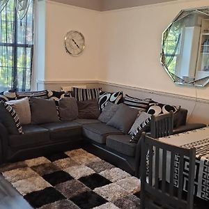 Appartement à 3 Chambres à Coucher