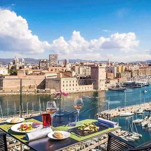 Super T2 Au Vieux Port Climatise