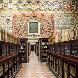 Casa Cielo Universitas
