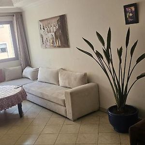 Appartement à 2 Chambres à Coucher