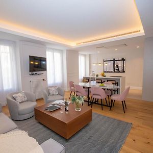Appartement à 3 Chambres à Coucher
