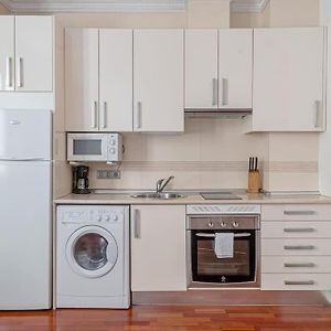 Modern Apartment In Chueca Inf3Iz4