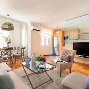 Genteel Home Tomas Heredia