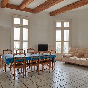 Grand Appartement Au Coeur de Sète