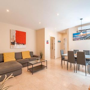 Gran Apartamento De 3 Habitaciones Junto A La Catedral