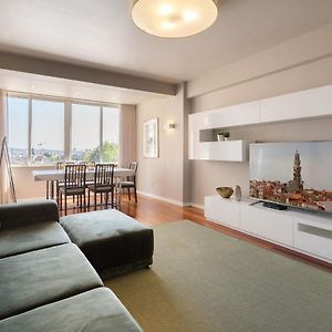 Appartement à 3 Chambres à Coucher