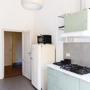 Appartement à 3 Chambres à Coucher