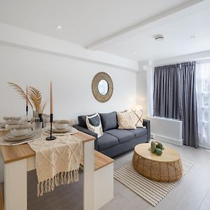 Appartement à 2 Chambres à Coucher