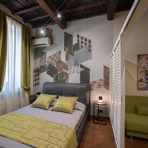 Vittoria House
