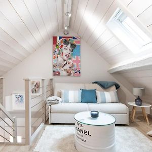 Appartement à 2 Chambres à Coucher