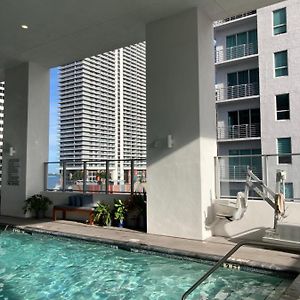 Brand New Modern 1 Bedroom Unit Downtown