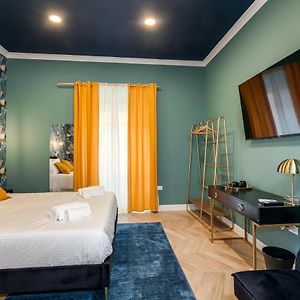 Suri Suites