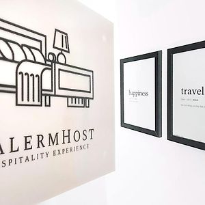 Palermhost
