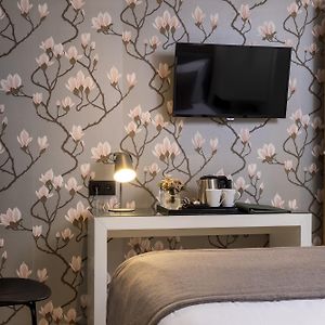 Chambre Adjacente