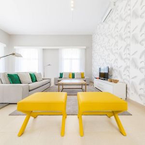 Villa à 4 Chambres à Coucher