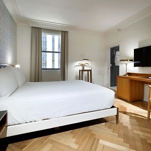 Chambre de Luxe Lit King-Size avec Accès aux Personnes Handicapées