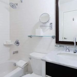 Chambre Lit Queen-Size