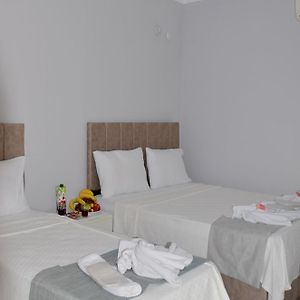 Chambre Standarde Triple