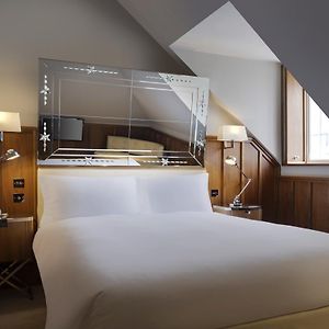 Chambre Lit Queen-Size aux Étages Supérieurs