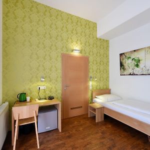 Chambre Simple de Base