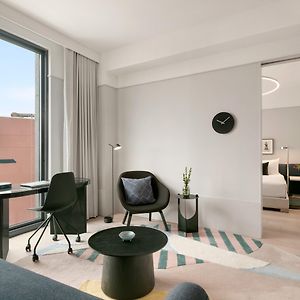 Suite Accessible aux Personnes Malentendantes Lit King-Size