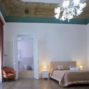 Appartement à 3 Chambres à Coucher