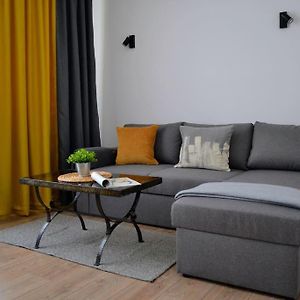 Appartement à 2 Chambres à Coucher