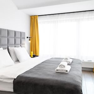 Househost Apartament: Ul. Miodowa 42/42B