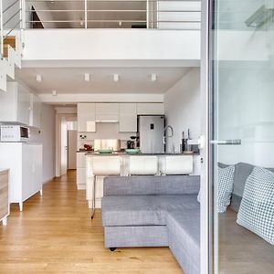 Just Urban Stays - Spacious And Bright Loft - Fondazione Prada
