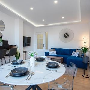 Appartement à 3 Chambres à Coucher