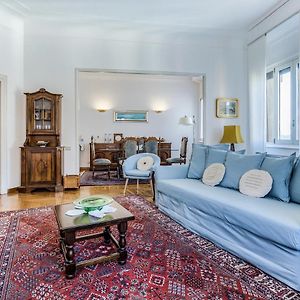 Appartement à 3 Chambres à Coucher