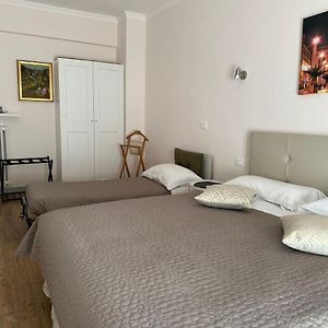 Golden Rooms Cipro