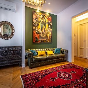 Appartement à 2 Chambres à Coucher