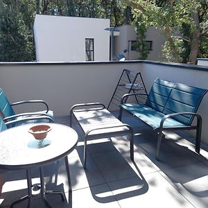 Appartement à 2 Chambres à Coucher