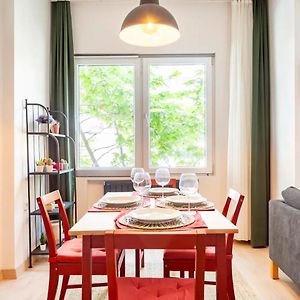 Appartement à 2 Chambres à Coucher