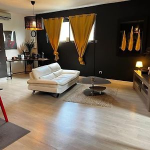 Appartement à 2 Chambres à Coucher
